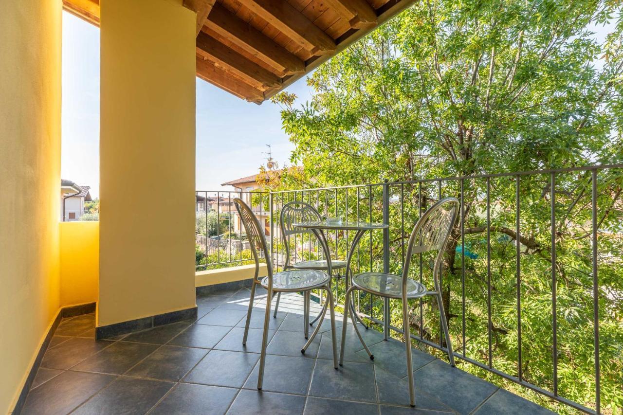 Residence Il Melograno Manerba del Garda Exterior foto